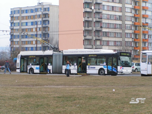 Kliknut�m okno zav�ete