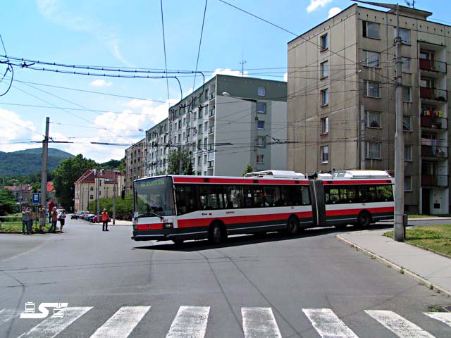 Kliknut�m okno zav�ete